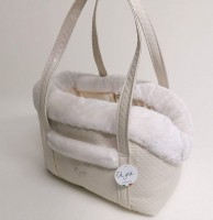 Eh Gia Tasche und Bett zugleich Eh Gia Tasche und Bett zugleich